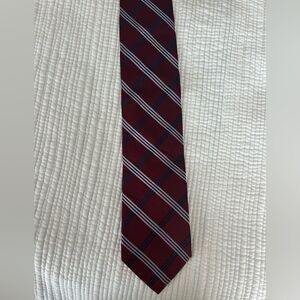 Tommy Hilfiger Men’s Red Blue White Plaid 100% Silk Tie